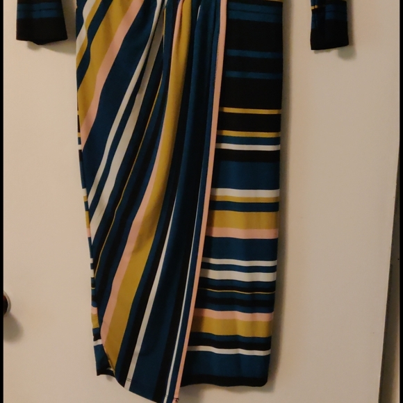 NY&Co Dress - Picture 2 of 4